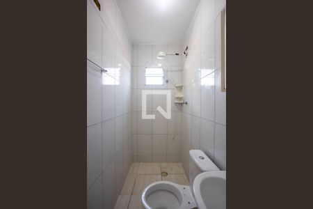 Banheiro de casa para alugar com 1 quarto, 50m² em Taboão, Diadema
