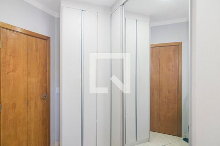 Apartamento à venda com 100m², 2 quartos e 2 vagasQuarto 2