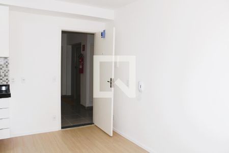 Porta de entrada de apartamento para alugar com 2 quartos, 34m² em Barra Funda, São Paulo