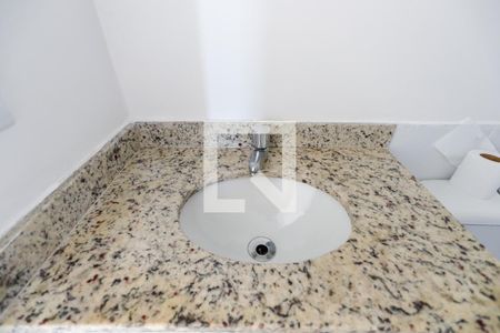 Apartamento para alugar com 56m², 2 quartos e 1 vaga Apartamento para alugar com 56m², 2 quartos e 1 vagaBanheiro