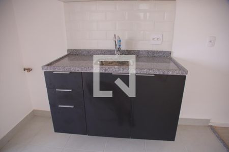 Sala/Cozinha de apartamento para alugar com 2 quartos, 40m² em Presidente Altino, Osasco