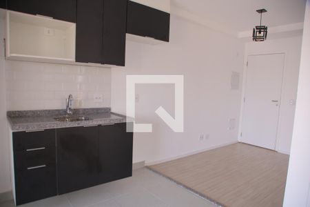 Sala/Cozinha de apartamento para alugar com 2 quartos, 40m² em Presidente Altino, Osasco