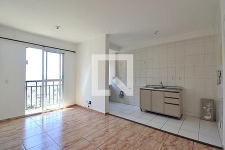 Sala de apartamento para alugar com 2 quartos, 50m² em Parque Erasmo Assunção, Santo André