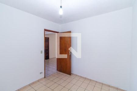 Casa à venda com 180m², 5 quartos e 2 vagas Casa à venda com 180m², 5 quartos e 2 vagasQuarto 2