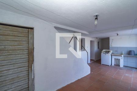 Casa à venda com 180m², 5 quartos e 2 vagas Casa à venda com 180m², 5 quartos e 2 vagasÁrea de Serviço