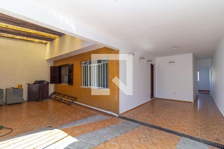 Casa à venda com 180m², 5 quartos e 2 vagas Casa à venda com 180m², 5 quartos e 2 vagasGaragem