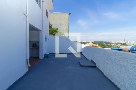 Casa à venda com 180m², 5 quartos e 2 vagas Casa à venda com 180m², 5 quartos e 2 vagasQuintal