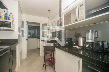 Apartamento à venda com 120m², 3 quartos e 2 vagas Apartamento à venda com 120m², 3 quartos e 2 vagasCozinha e Área de Serviço