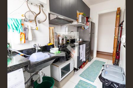 Apartamento à venda com 43m², 2 quartos e 1 vaga Apartamento à venda com 43m², 2 quartos e 1 vagaCozinha e Área de Serviço