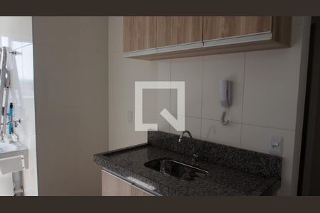 Cozinha e Área de Serviço de apartamento para alugar com 2 quartos, 47m² em Parque Residencial Jundiaí, Jundiaí