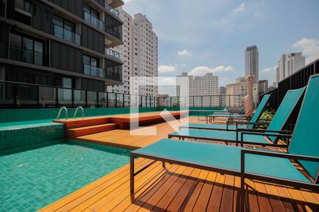 Apartamento à venda com 73m², 2 quartos e 1 vaga Apartamento à venda com 73m², 2 quartos e 1 vagaÁrea comum - Piscina