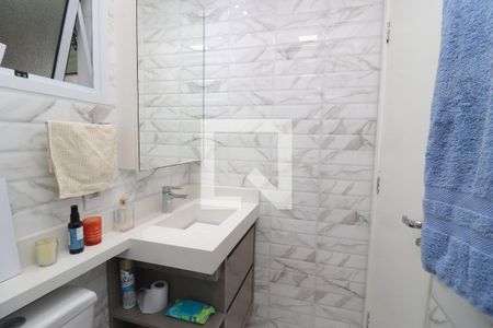 Banheiro Social de apartamento à venda com 2 quartos, 63m² em Vila Carrao, São Paulo