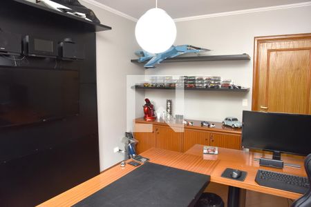 Casa à venda com 330m², 4 quartos e 5 vagasQuarto 3