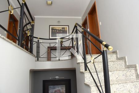 Casa à venda com 330m², 4 quartos e 5 vagasHall