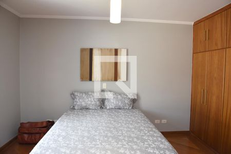 Casa à venda com 330m², 4 quartos e 5 vagasSuíte 2