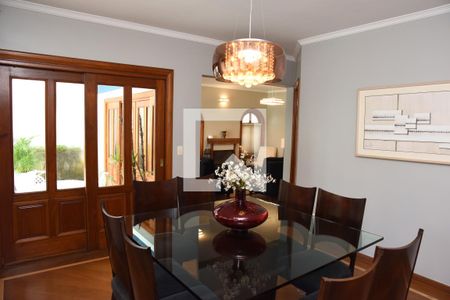 Casa à venda com 330m², 4 quartos e 5 vagasSala de Jantar