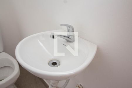 Casa à venda com 180m², 3 quartos e 5 vagas Casa à venda com 180m², 3 quartos e 5 vagasBanheiro de Serviço