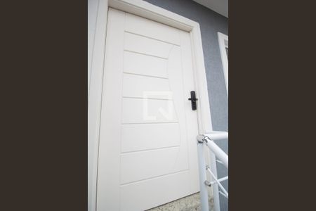 Casa à venda com 180m², 3 quartos e 5 vagas Casa à venda com 180m², 3 quartos e 5 vagasHall de Entrada