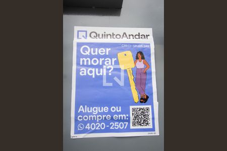 Casa à venda com 180m², 3 quartos e 5 vagas Casa à venda com 180m², 3 quartos e 5 vagasFachada - placa instalada