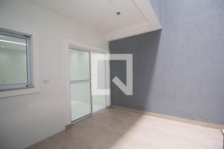 Casa à venda com 180m², 3 quartos e 5 vagas Casa à venda com 180m², 3 quartos e 5 vagasQuintal
