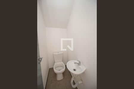 Casa à venda com 180m², 3 quartos e 5 vagas Casa à venda com 180m², 3 quartos e 5 vagasBanheiro de Serviço