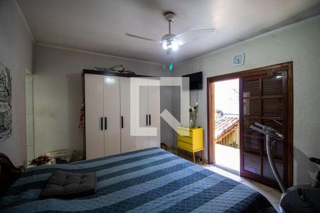 Casa à venda com 240m², 4 quartos e 3 vagas Casa à venda com 240m², 4 quartos e 3 vagasSuite 1