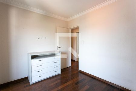 Apartamento à venda com 82m², 3 quartos e 2 vagas Apartamento à venda com 82m², 3 quartos e 2 vagasSuíte