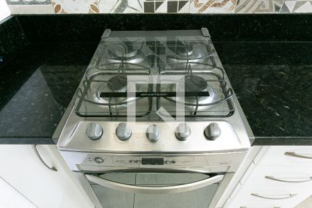 Apartamento à venda com 82m², 3 quartos e 2 vagas Apartamento à venda com 82m², 3 quartos e 2 vagasCozinha - Fogão