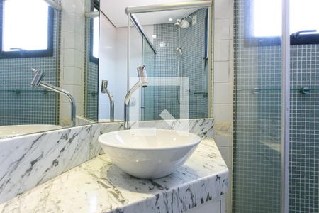 Apartamento à venda com 82m², 3 quartos e 2 vagas Apartamento à venda com 82m², 3 quartos e 2 vagasBanheiro da Suíte