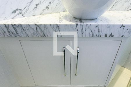 Apartamento à venda com 82m², 3 quartos e 2 vagas Apartamento à venda com 82m², 3 quartos e 2 vagasBanheiro da Suíte