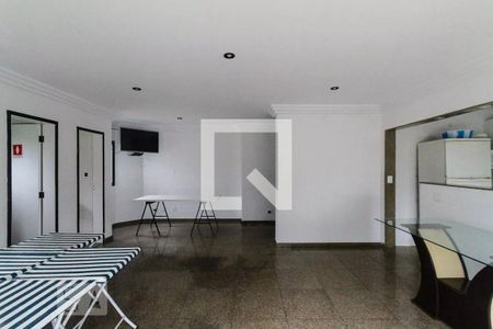Apartamento à venda com 82m², 3 quartos e 2 vagas Apartamento à venda com 82m², 3 quartos e 2 vagasÁrea comum - Salão de festas