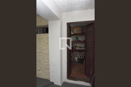 Casa à venda com 1000m², 3 quartos e 6 vagasGaragem