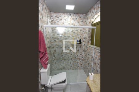 Casa à venda com 1000m², 3 quartos e 6 vagasBanheiro da Suíte 3