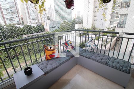 Apartamento à venda com 87m², 2 quartos e 2 vagasVaranda da Sala