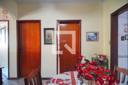 Casa à venda com 125m², 2 quartos e 2 vagas Casa à venda com 125m², 2 quartos e 2 vagasSala de Jantar