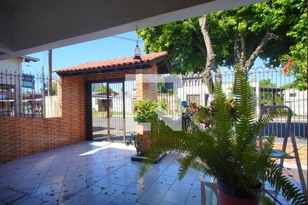 Casa à venda com 125m², 2 quartos e 2 vagas Casa à venda com 125m², 2 quartos e 2 vagasVista da Sala