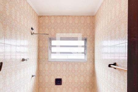 Casa à venda com 150m², 3 quartos e 4 vagas Casa à venda com 150m², 3 quartos e 4 vagasBanheiro 1