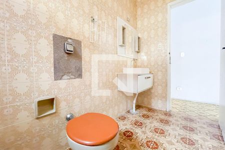 Casa à venda com 150m², 3 quartos e 4 vagas Casa à venda com 150m², 3 quartos e 4 vagasBanheiro 2