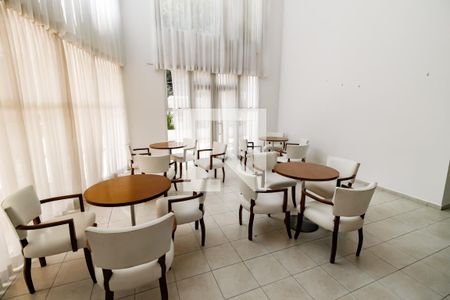 Apartamento à venda com 210m², 3 quartos e 3 vagasÁrea comum - Salão de festas