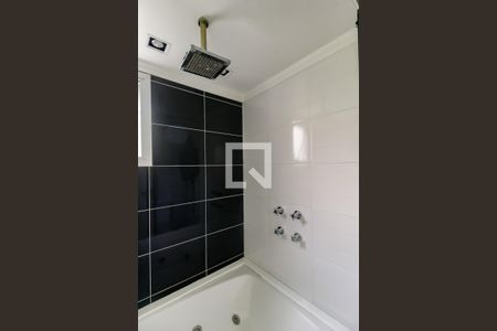 Apartamento à venda com 210m², 3 quartos e 3 vagasBanheiro da Suíte 3 - chuveiro