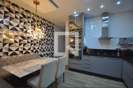 Casa à venda com 200m², 2 quartos e 2 vagasCozinha