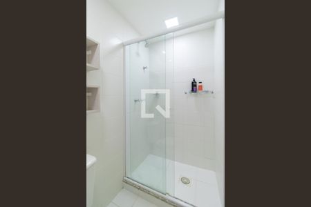 Apartamento à venda com 52m², 2 quartos e 1 vaga Apartamento à venda com 52m², 2 quartos e 1 vagaBanheiro