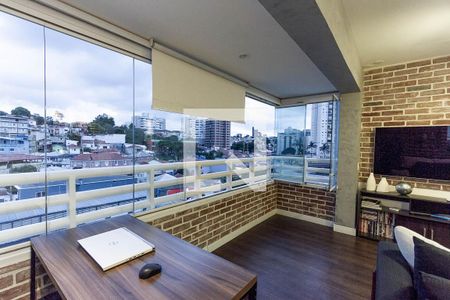Apartamento à venda com 42m², 1 quarto e 1 vaga Apartamento à venda com 42m², 1 quarto e 1 vagaVaranda