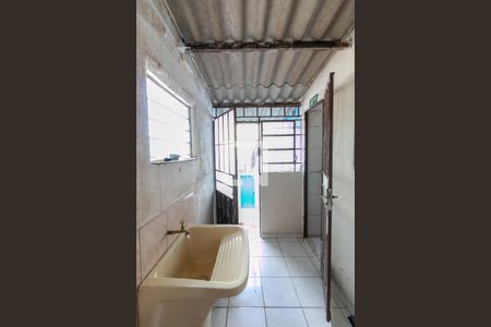 Casa à venda com 124m², 4 quartos e 1 vaga Casa à venda com 124m², 4 quartos e 1 vagaCozinha e Área de Serviço