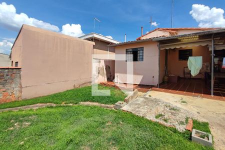 Casa à venda com 121m², 2 quartos e 2 vagasQuintal