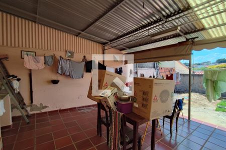 Casa à venda com 121m², 2 quartos e 2 vagasQuintal