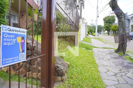 Casa à venda com 220m², 3 quartos e 4 vagasPlaquinha