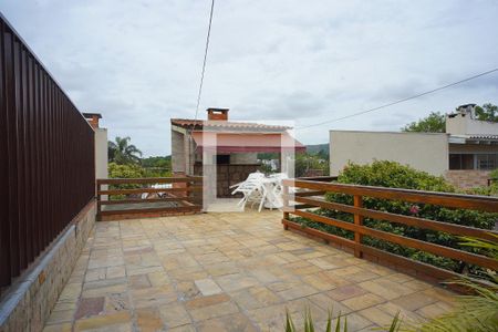 Casa à venda com 220m², 3 quartos e 4 vagasPátio