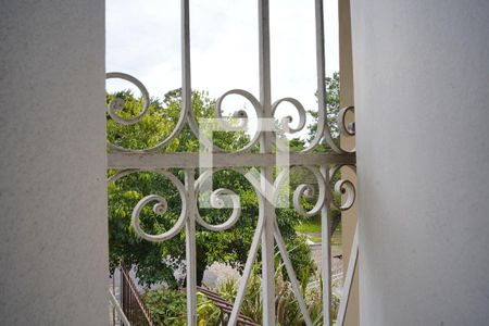 Casa à venda com 220m², 3 quartos e 4 vagasSuíte - Vista