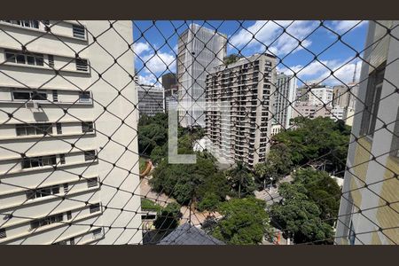 Apartamento para alugar com 150m², 3 quartos e 1 vaga Apartamento para alugar com 150m², 3 quartos e 1 vagaVista da Sacada